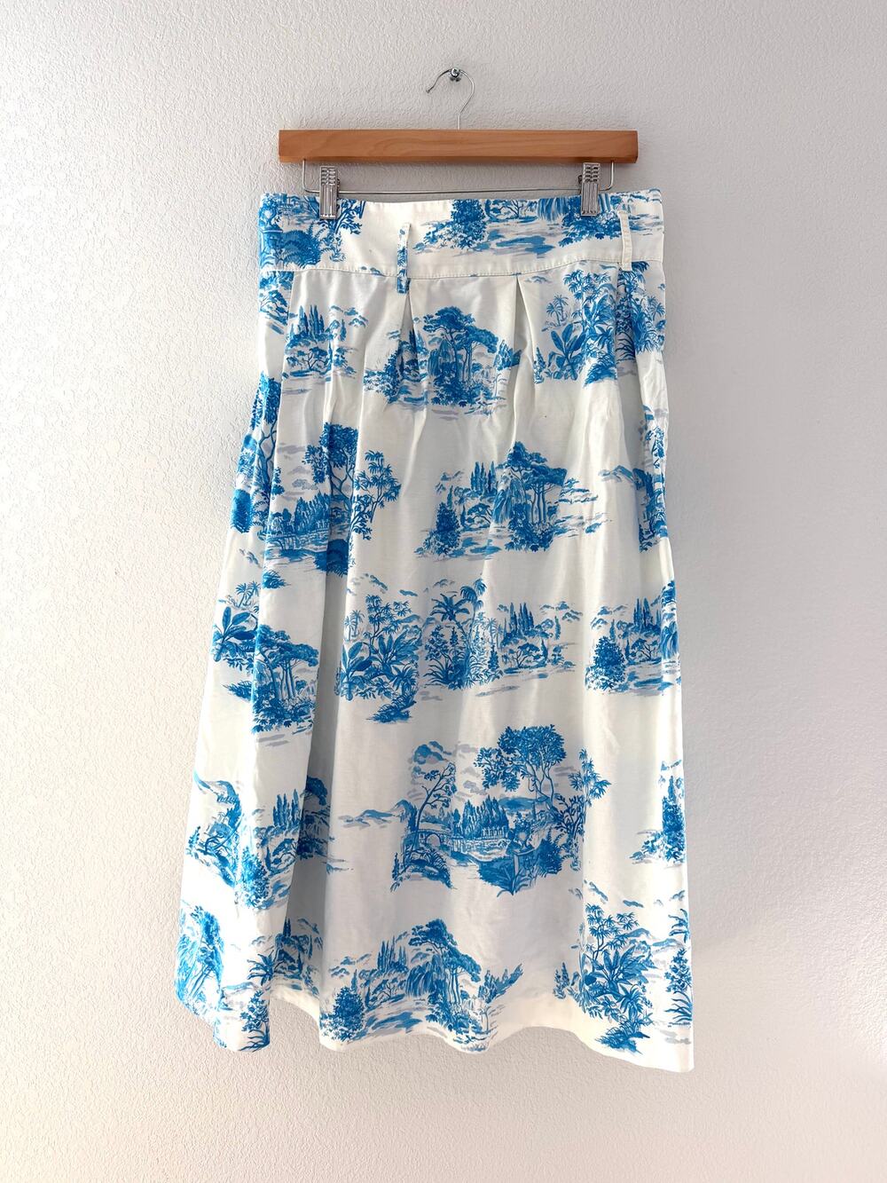 Ann Taylor Size 10 Blue White Toile Cotton Linen Pleated A-Line Midi Skirt